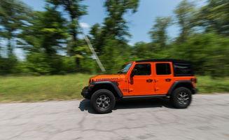 国产卢比肯越野视频,征服崎岖路况展现卓越性能  第3张